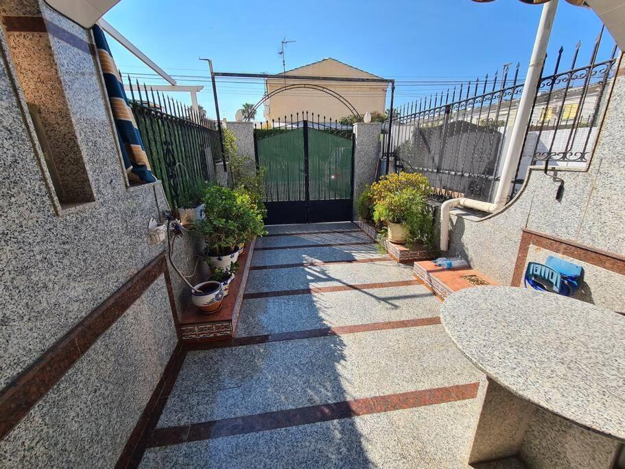 Marble Manor Guest House Los Alcazares Exterior photo